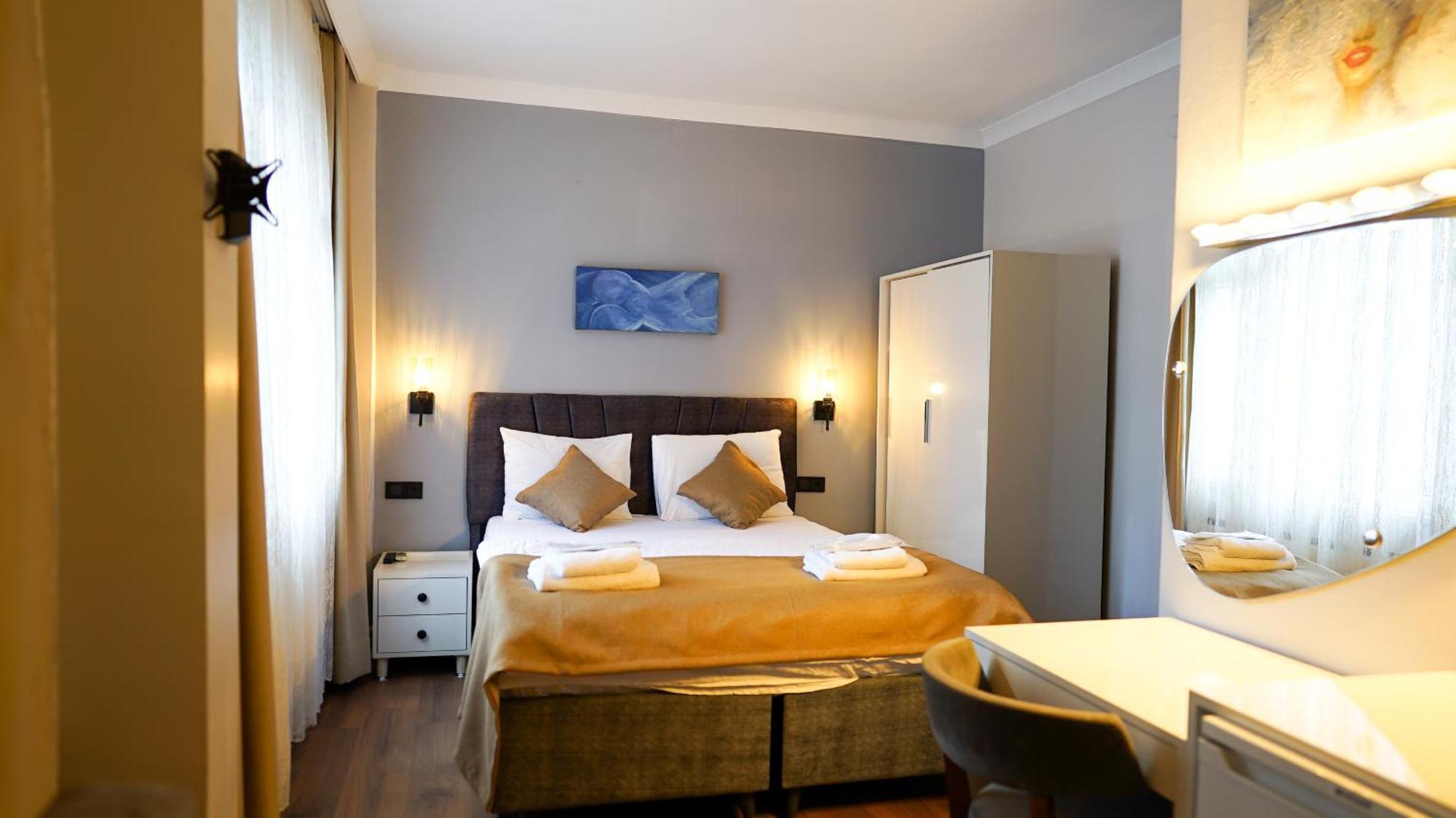 Front Door Suites Istanbul Exterior photo