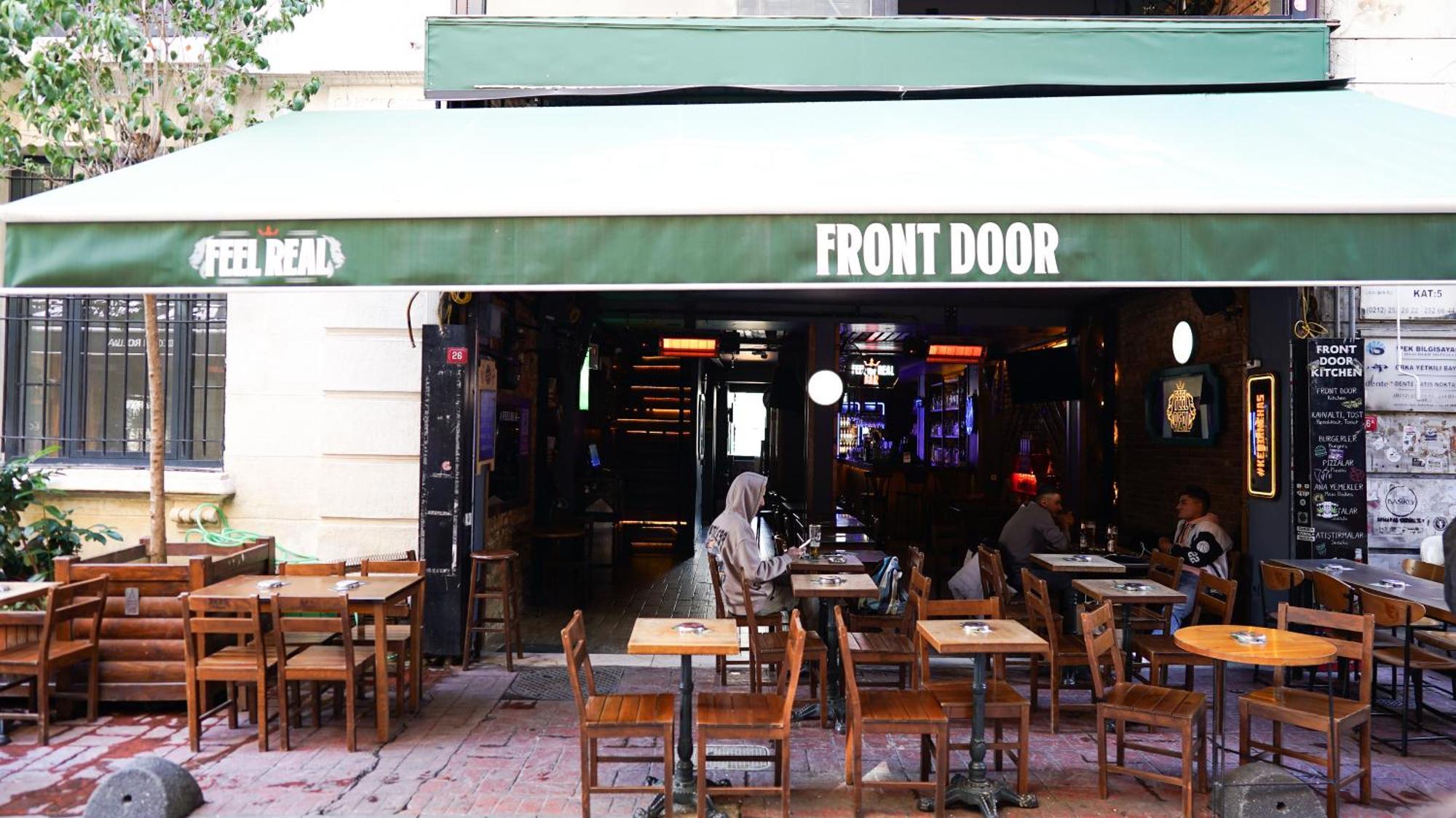 Front Door Suites Istanbul Exterior photo
